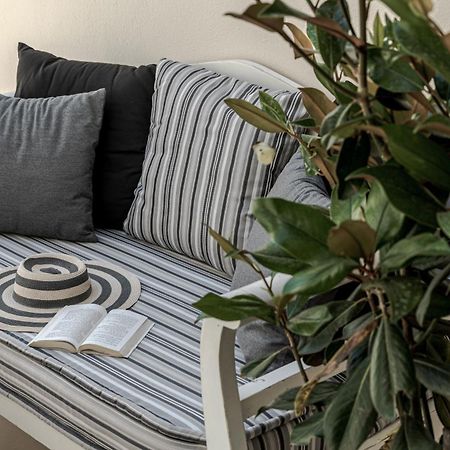 Eolia Luxury Villas Pyrgos Kallistis Exterior foto
